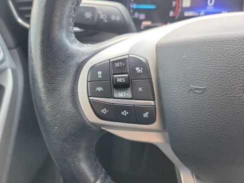 Certified 2021 Ford Explorer XLT w/ Equipment Group 202A RWD image 24