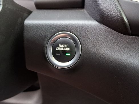Certified 2022 GMC Terrain SLT w/ Infotainment Package II AWD/4WD image 26