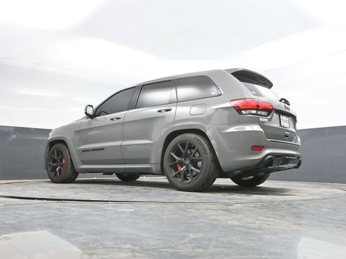 Used 2019 Jeep Grand Cherokee SRT w/ Trailer Tow Group IV AWD/4WD image 38