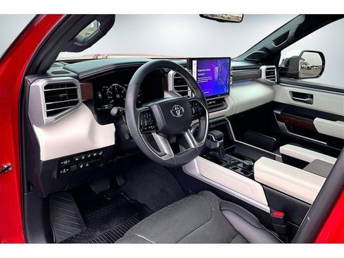 Used 2024 Toyota Sequoia Capstone image 16