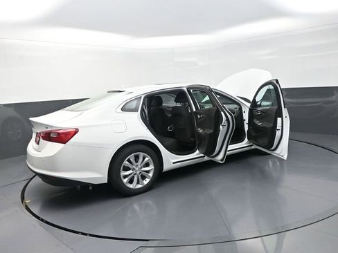 Used 2024 Chevrolet Malibu LT FWD image 46