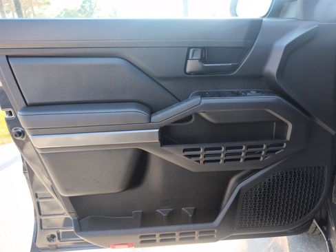 Certified 2025 Toyota Tacoma SR5 image 14