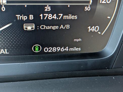 Used 2024 Honda Pilot Elite image 15