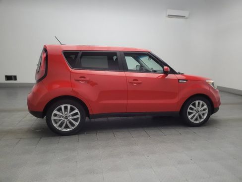 Used 2019 Kia Soul + FWD image 10
