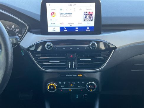 Used 2020 Ford Escape SEL image 27