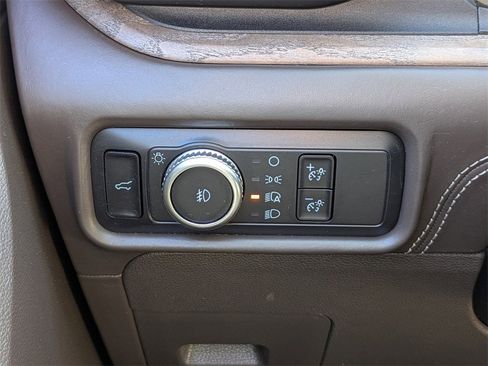 Used 2020 Ford Explorer Platinum w/ Premium Technology Package image 27