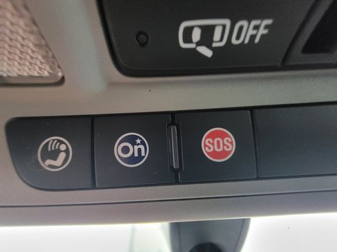 Used 2019 Chevrolet Equinox LT FWD image 27
