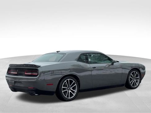Used 2023 Dodge Challenger R/T image 7