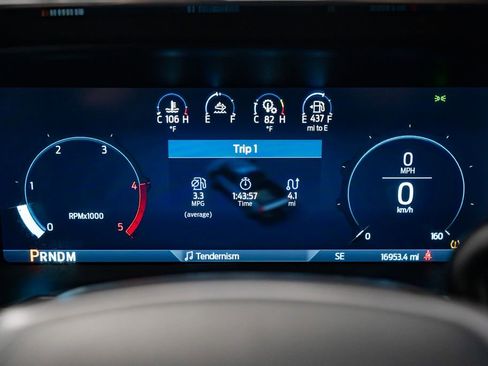 Used 2024 Ford F350 Lariat w/ FX4 Off-Road Package image 19