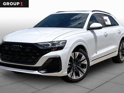 Used 2025 Audi Q8 Prestige AWD/4WD image 1