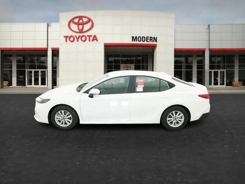 New 2026 Toyota Camry LE image 9