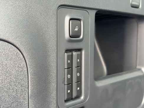 New 2026 Lincoln Navigator L Reserve AWD/4WD image 11