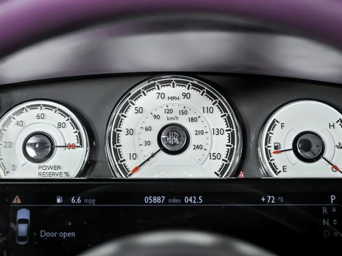 Used 2020 Rolls-Royce Wraith image 29