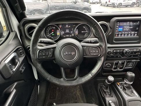 Used 2023 Jeep Wrangler Unlimited w/ Cold Weather Group AWD/4WD image 16