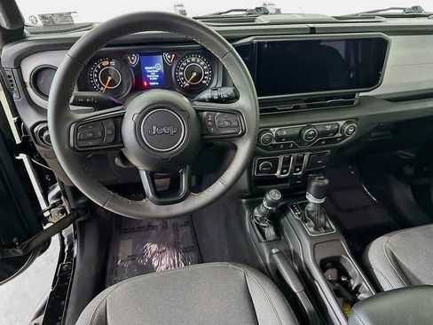 Used 2024 Jeep Wrangler Sport S image 10