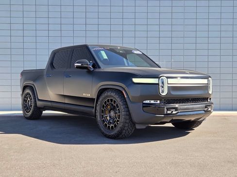 Used 2022 Rivian R1T Adventure AWD/4WD image 6