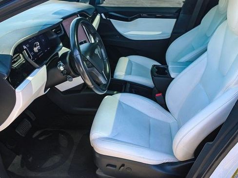 Used 2021 Tesla Model X Long Range AWD/4WD image 18