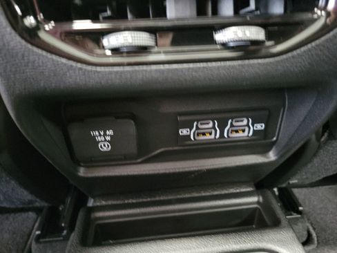 New 2025 Jeep Grand Cherokee L Limited w/ Trailer Tow Package image 15