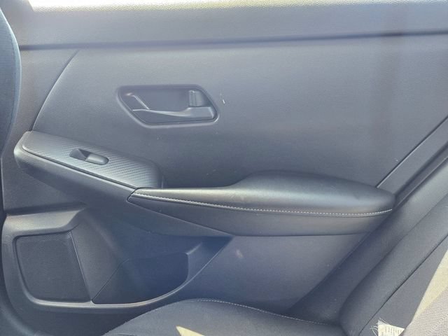 Used 2024 Nissan Sentra SV FWD image 6