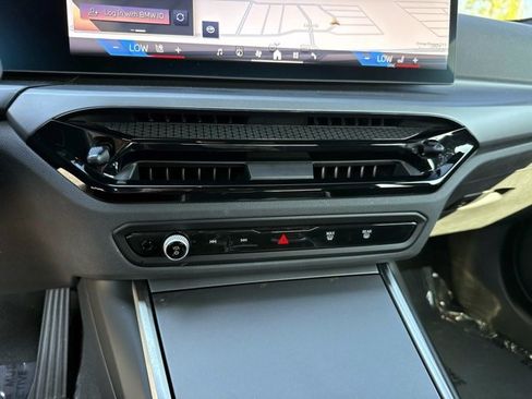 Used 2025 BMW 230i Coupe RWD image 47