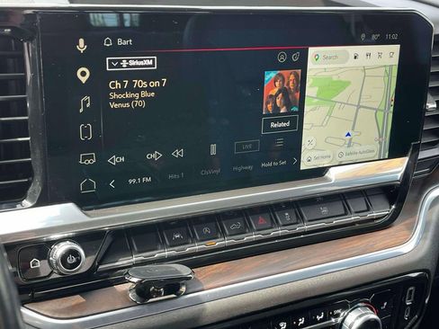 Used 2022 GMC Sierra 1500 SLT image 33