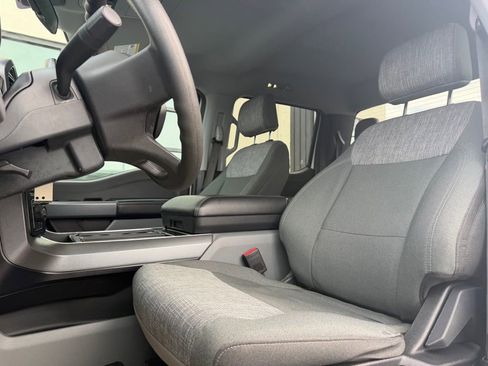 Used 2023 Ford F150 XLT w/ XTR Package image 9