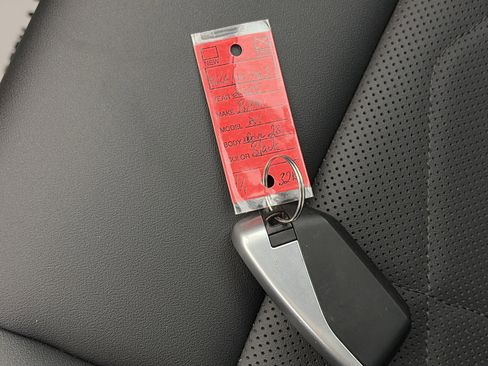 Used 2025 BMW X1 xDrive28i image 31