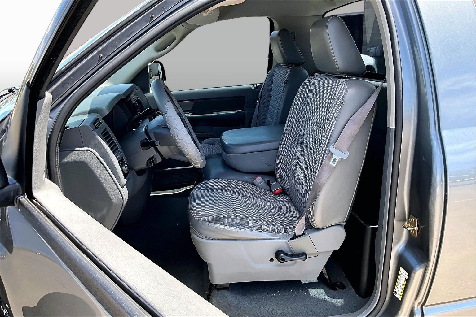 Used 2007 Dodge Ram 1500 Truck ST w/ SXT Group RWD image 22