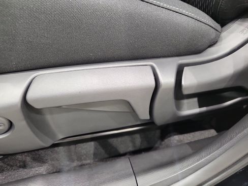 New 2026 Mitsubishi Outlander ES FWD image 21