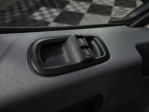 Used 2016 Ford Transit 350 XLT image 29