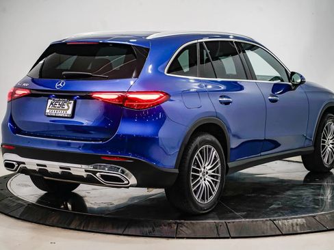 Used 2026 Mercedes-Benz GLC 300 image 4