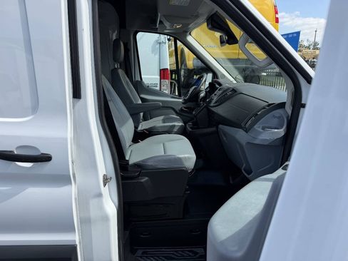 Used 2018 Ford Transit 250 148 Medium Roof RWD image 7