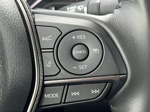 Used 2024 Toyota Camry SE w/ Convenience Package FWD image 19