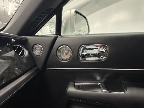 Certified 2019 Rolls-Royce Wraith RWD image 36