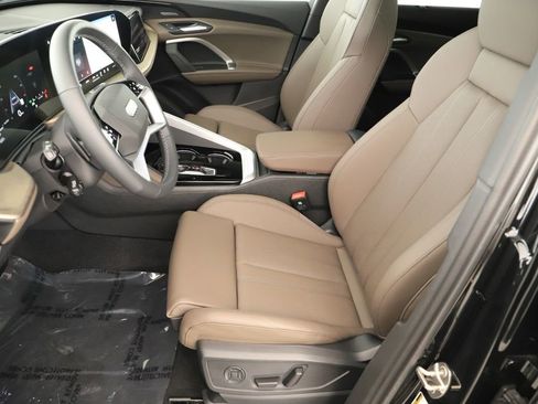 New 2025 Audi Q5 Prestige image 25