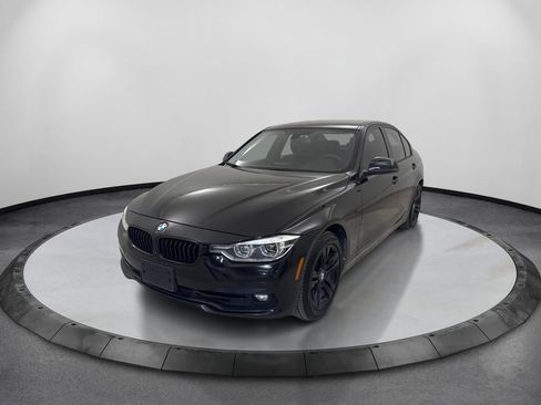Used 2018 BMW 330i Sedan RWD image 1