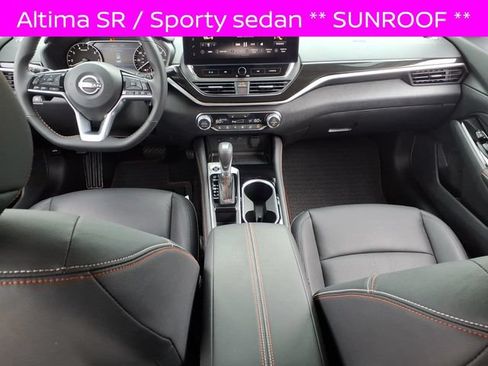 Certified 2025 Nissan Altima 2.5 SR w/ SR Premium Package FWD image 17