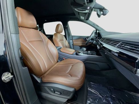 Used 2019 Audi Q7 3.0T Premium Plus w/ Premium Plus Package AWD/4WD image 32