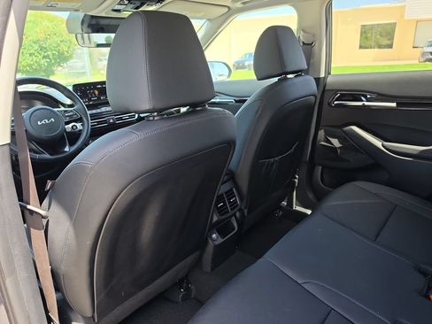 Used 2022 Kia Seltos EX AWD/4WD image 10