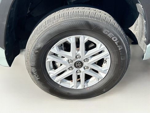 Used 2024 Toyota Tundra SR5 w/ SR5 Premium Package image 11