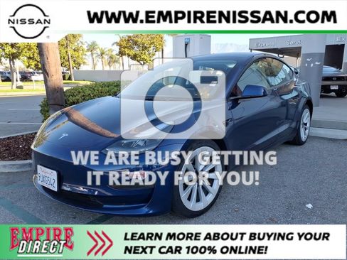 Used 2023 Tesla Model 3 Standard Range RWD image 1