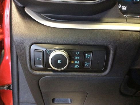 Used 2023 Ford Explorer XLT w/ Equipment Group 202A image 23