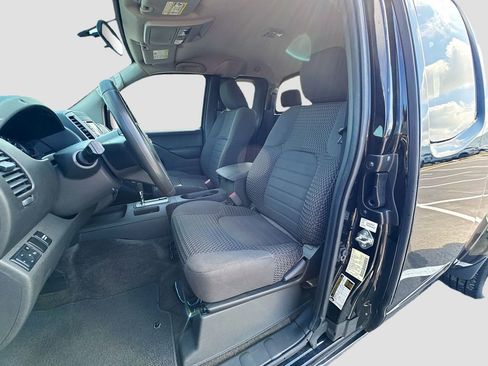 Used 2017 Nissan Frontier SV RWD image 21