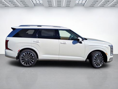 New 2026 Hyundai Palisade Calligraphy AWD/4WD image 4