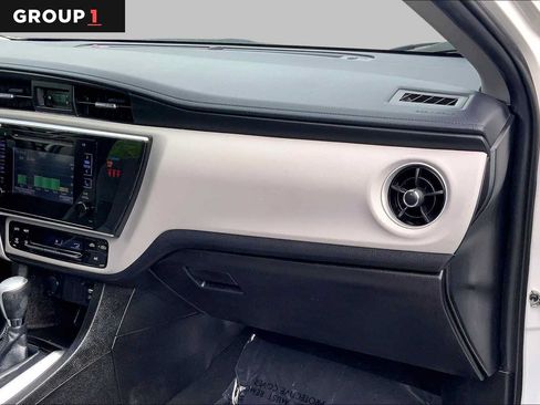 Certified 2018 Toyota Corolla LE FWD image 19