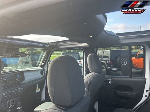 New 2025 Jeep Wrangler Unlimited Sport AWD/4WD image 37