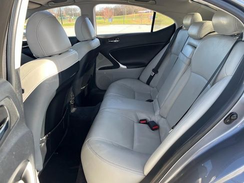 Used 2013 Lexus IS 250 image 39