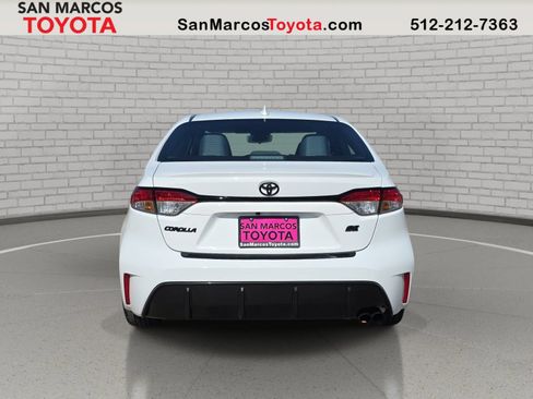 Used 2026 Toyota Corolla SE FWD image 7