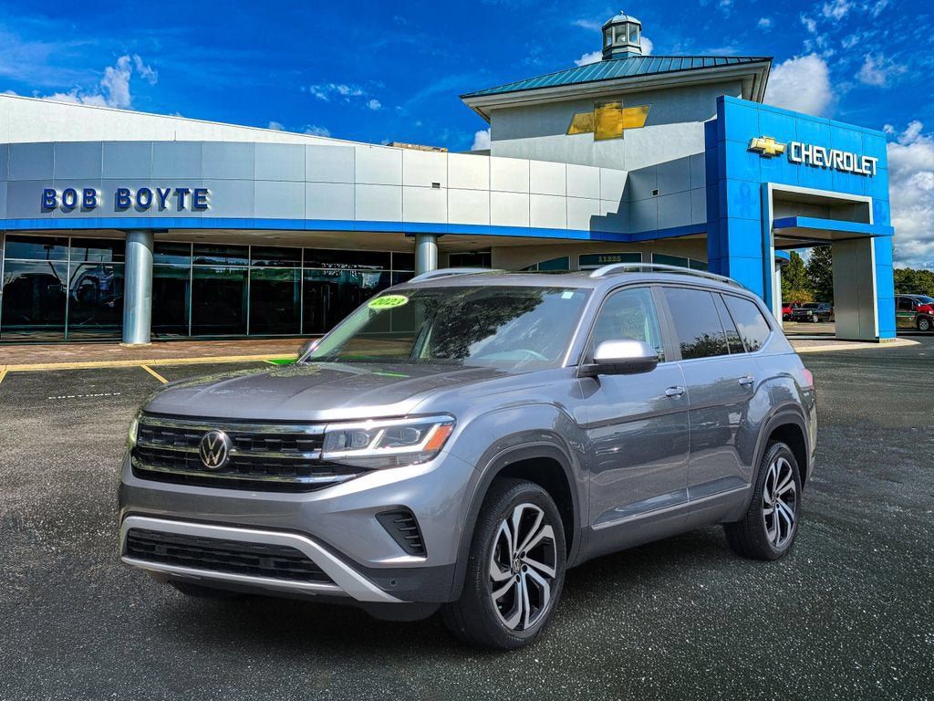 Used 2023 Volkswagen Atlas SEL AWD/4WD image 9