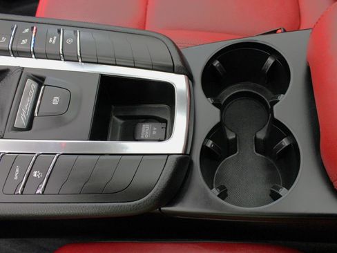 Used 2016 Porsche Macan S image 65